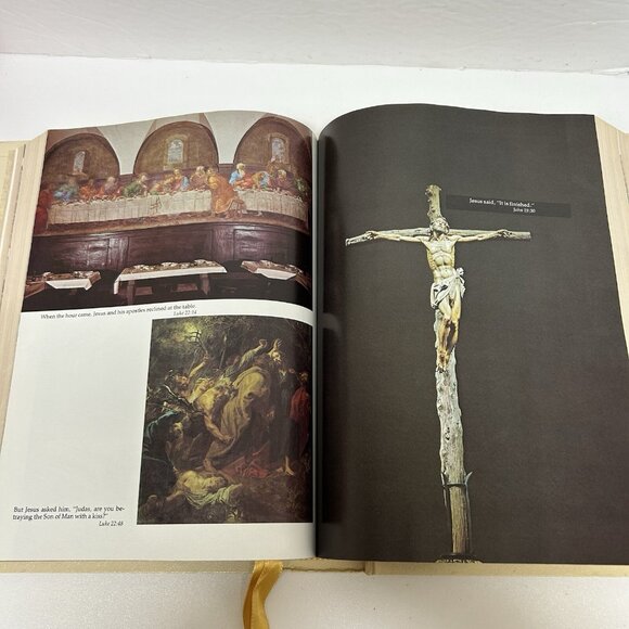 VTG Hardcover NIV New International Version Holy Bible Zondervan Illustrated pad - Picture 15 of 16